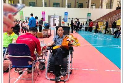 Hiến máu cứu người – Nghĩa cử cao đẹp của các thầy cô giáo trường Tiểu học Bình Hòa